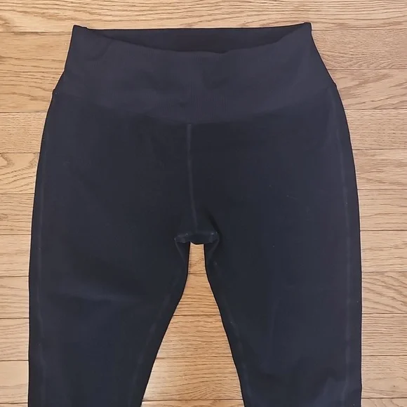 High-Waist Alosoft Lounge Legging - Picture 6 of 9